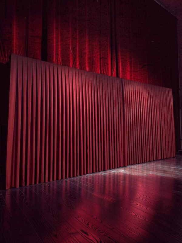 Sahne Perdesi - Görsel 1